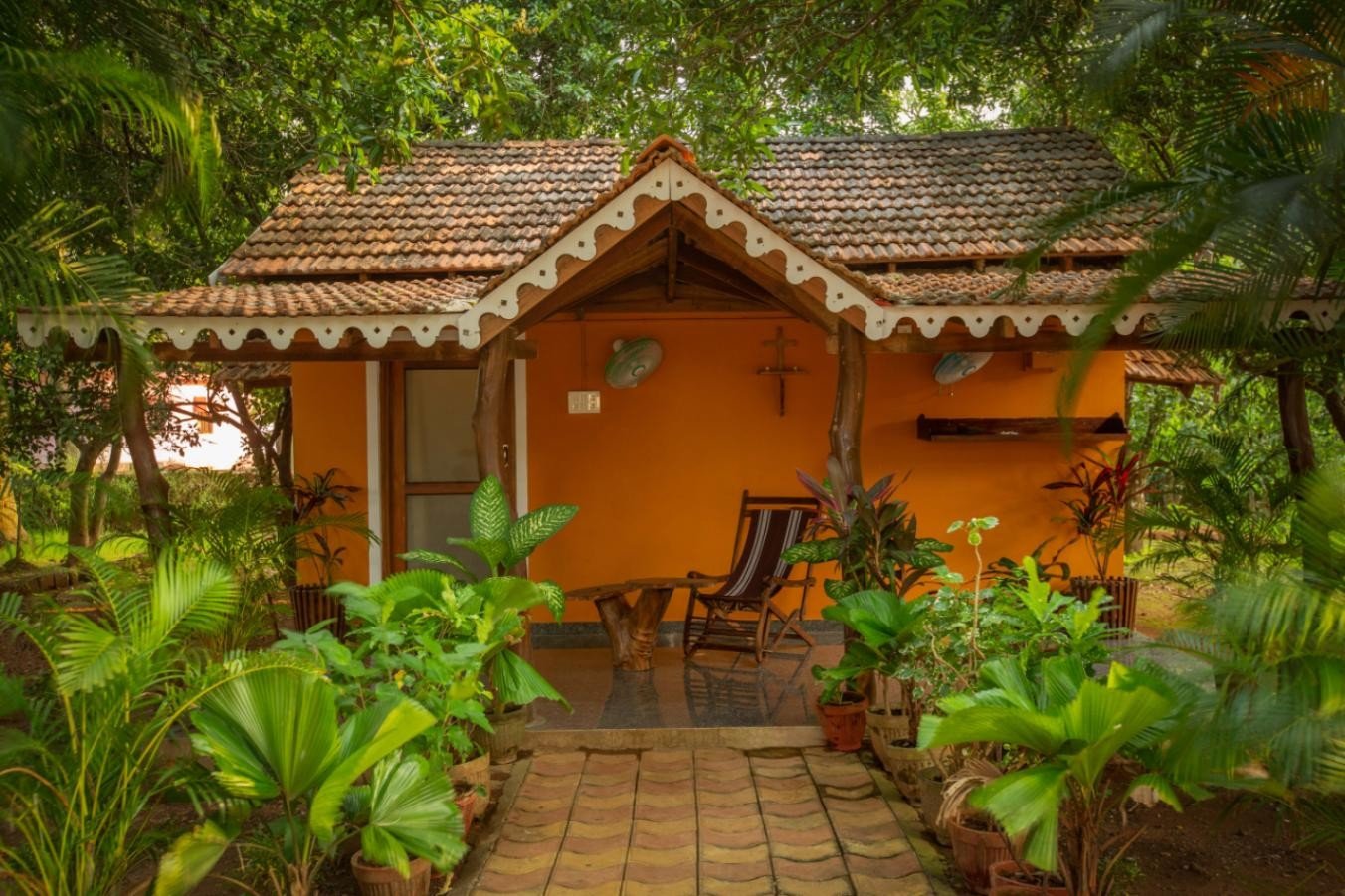 Traditional Cottage Entrance
